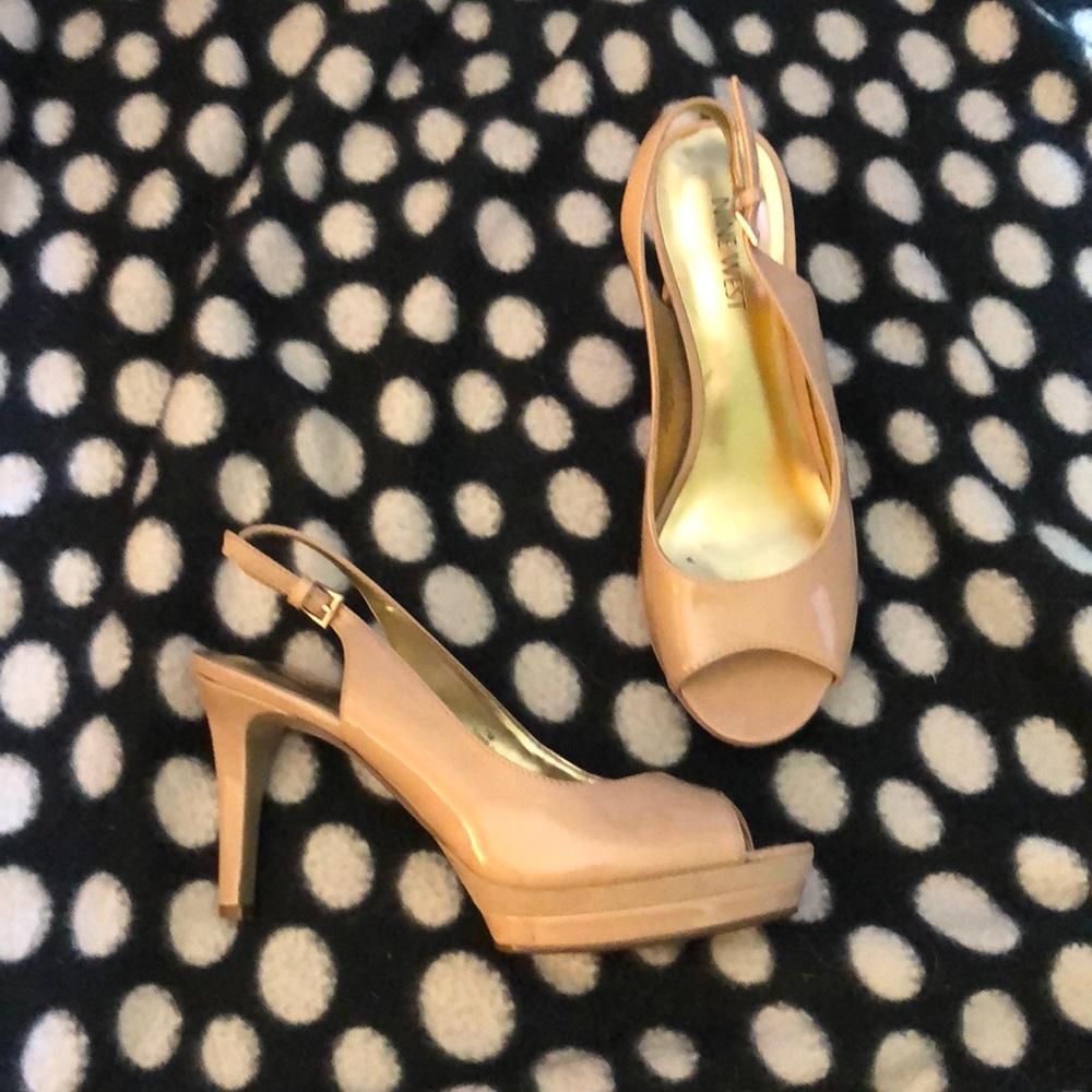 Open toe, tan pumps